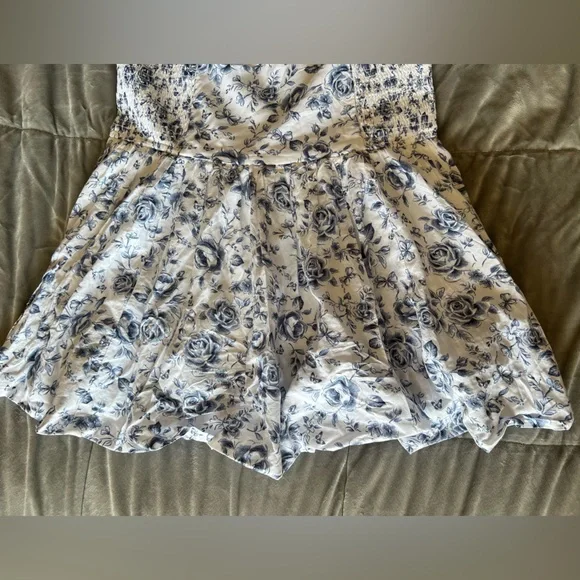 Hollister Sofia Drop-Waist Bubble Skort Dress White & Blue Floral Large - Picture 6 of 11